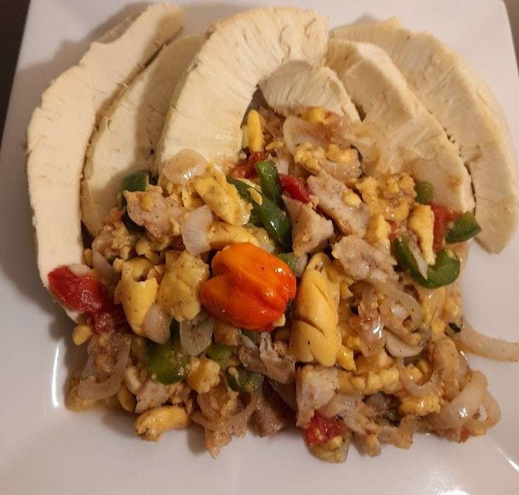 What to eat with ackee